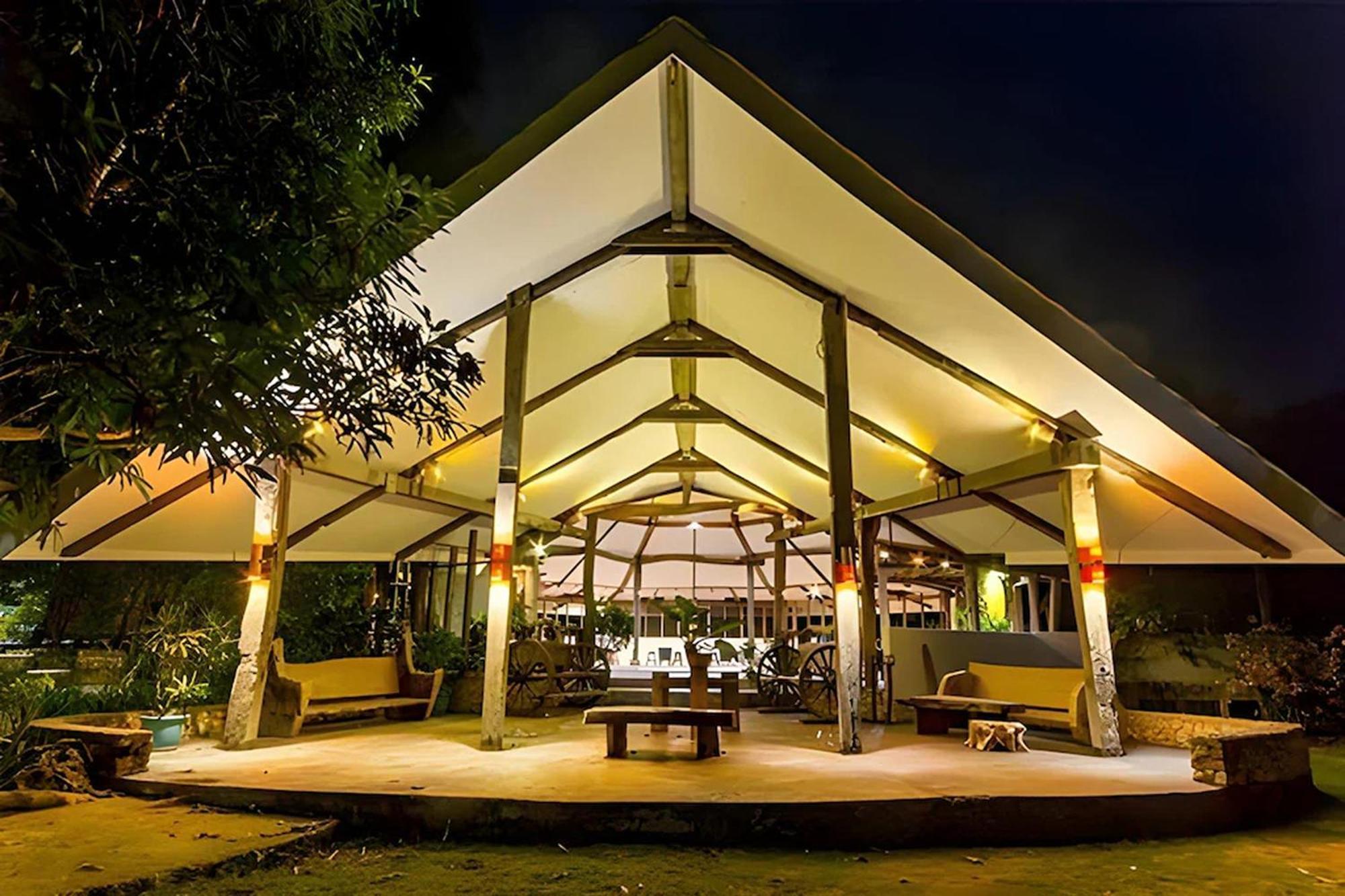 Oldwoods By The Sea Nature Resort Bani Pangasinan Esterno foto