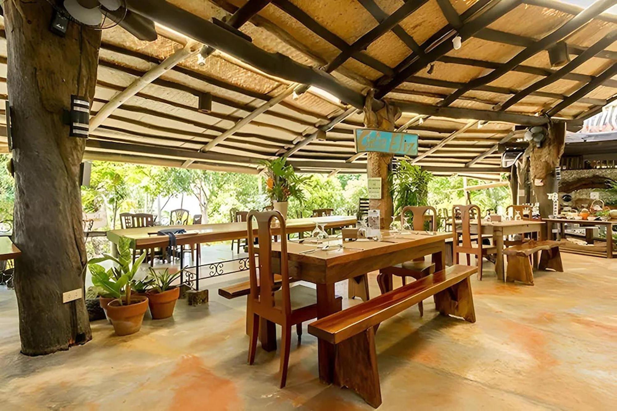 Oldwoods By The Sea Nature Resort Bani Pangasinan Esterno foto